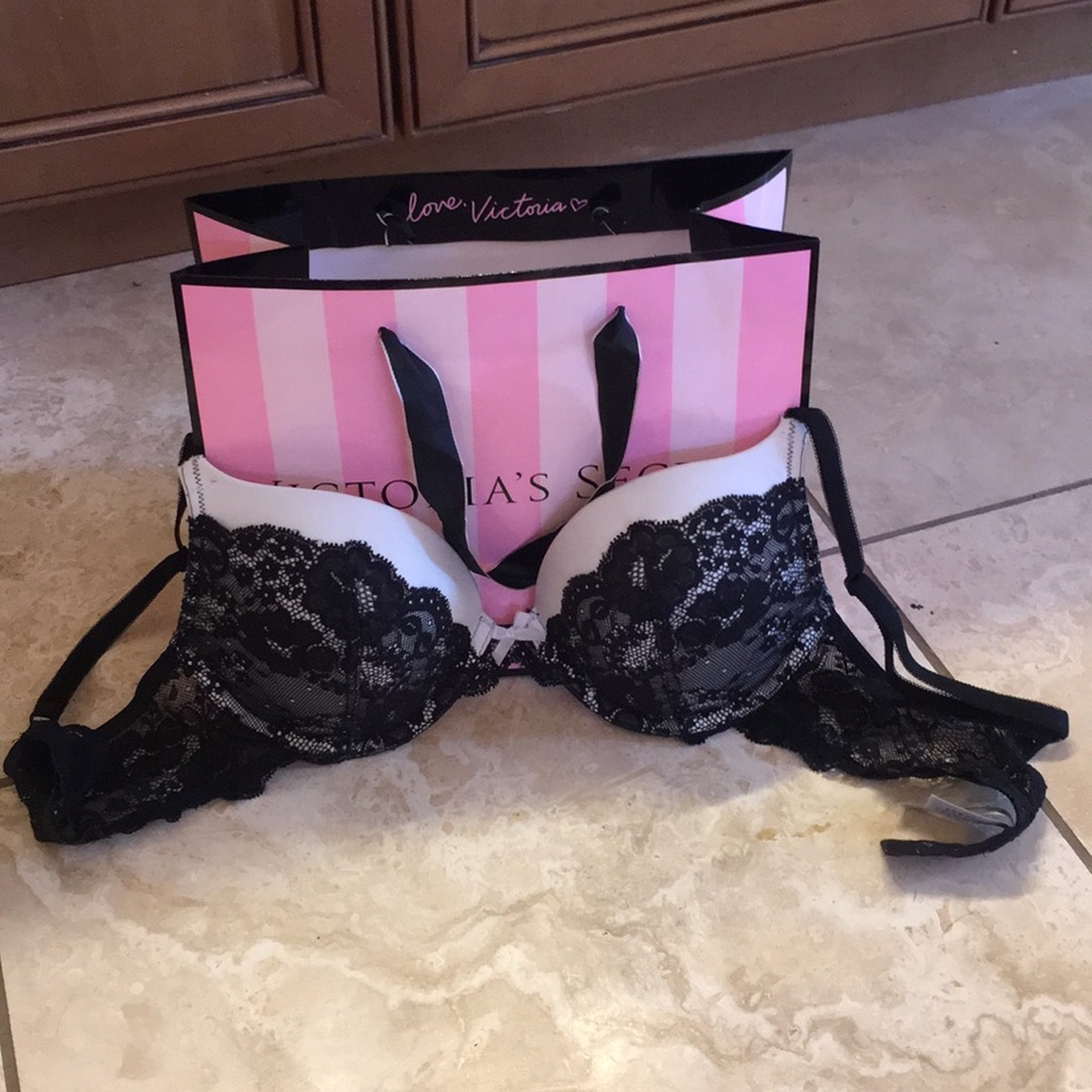 Victoria’s Secret bra